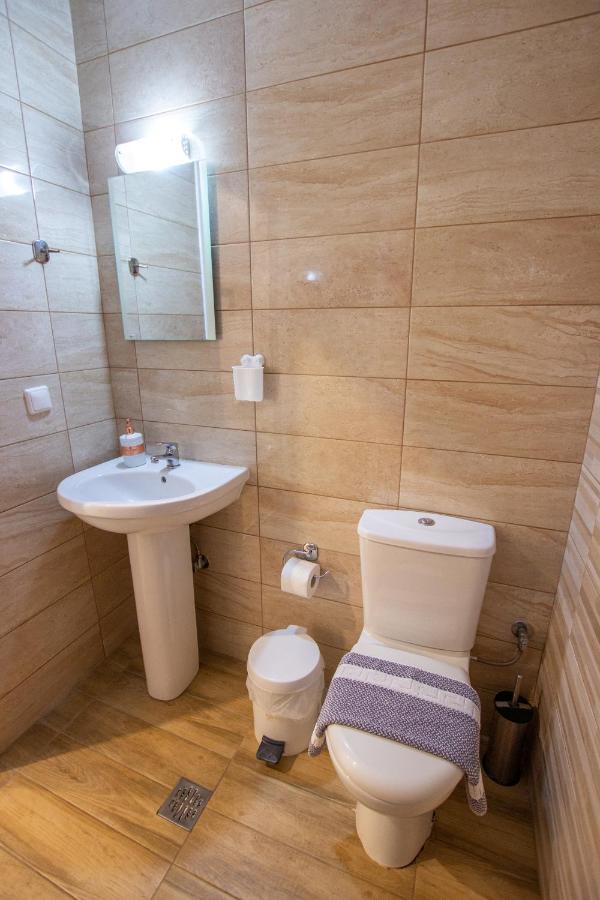 Babis House Daire Vrasná Dış mekan fotoğraf