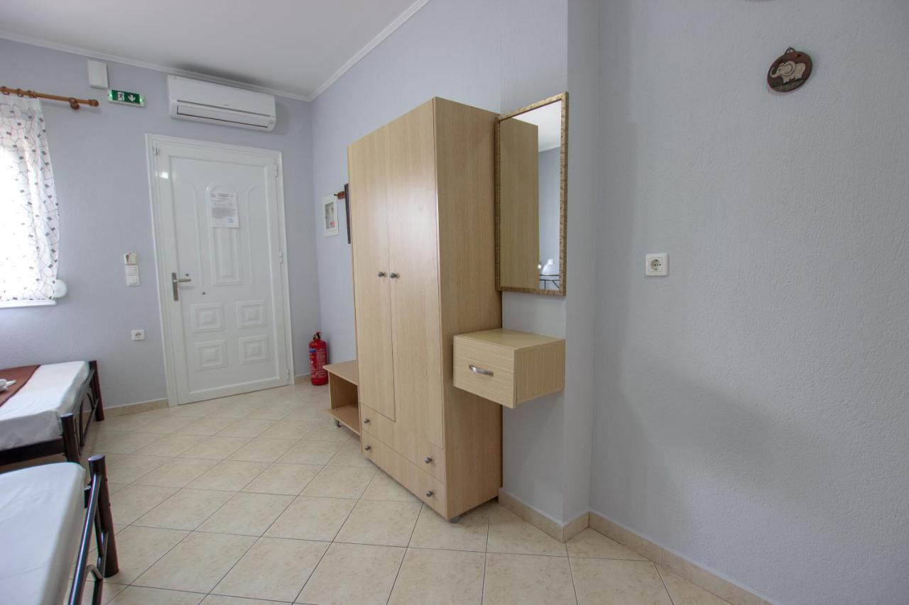 Babis House Daire Vrasná Dış mekan fotoğraf